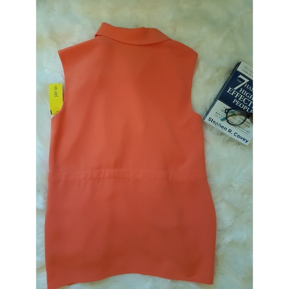 Per Se Sleevelees Vest. - Picture 6 of 6